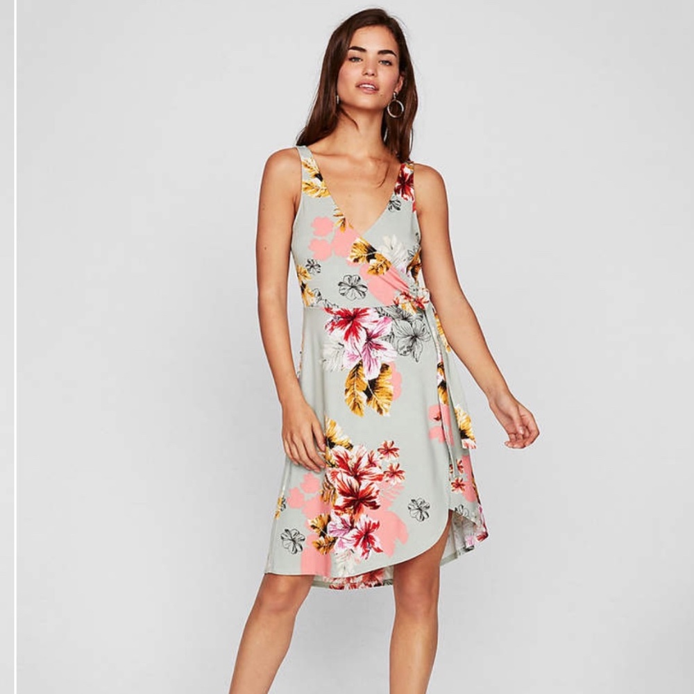 Express ~ Green Tropical Sage Floral~Faux Wrap Dress ~ Size XS